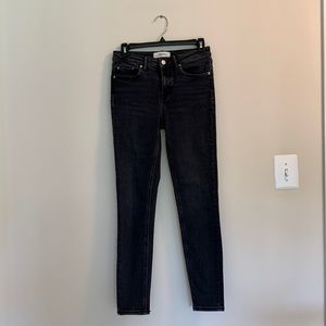 Zara woman premium denim in black. Size eur 36. Skinny  mid rise